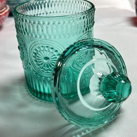 Pioneer Woman candy dish, clear green new condition. - Picture 3 of 4